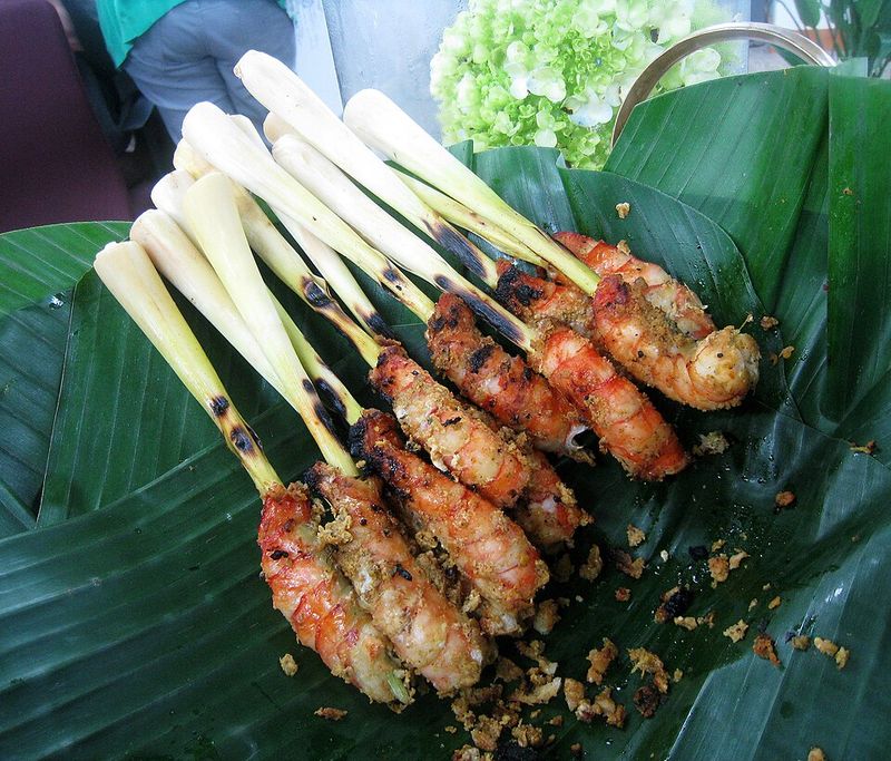 Satay (chicken, 5 sticks)